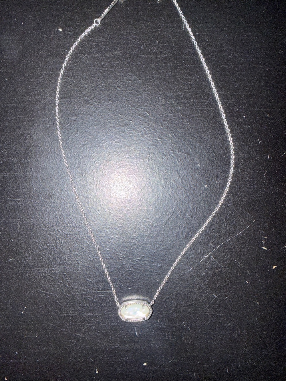 Kendra Scott Oval Iridescent Pendant Necklace in White